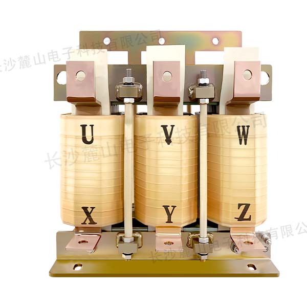 電磁干擾精密設(shè)備難題？  —定制電抗器精準解決