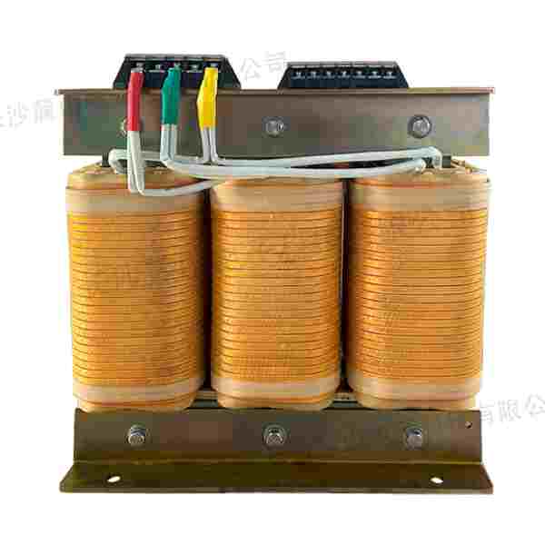 分裂變壓器在限制短路電流方面有何獨特優(yōu)勢？