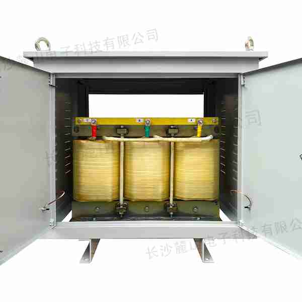 變壓器按電壓高低可劃分為哪幾個類別？