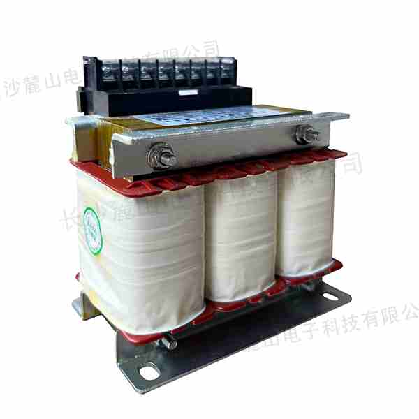 外施耐壓試驗(yàn)是怎樣進(jìn)行的？